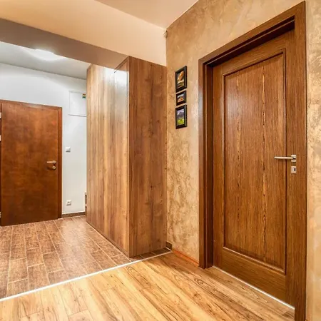 Lio - Free Garage Parking Daire *